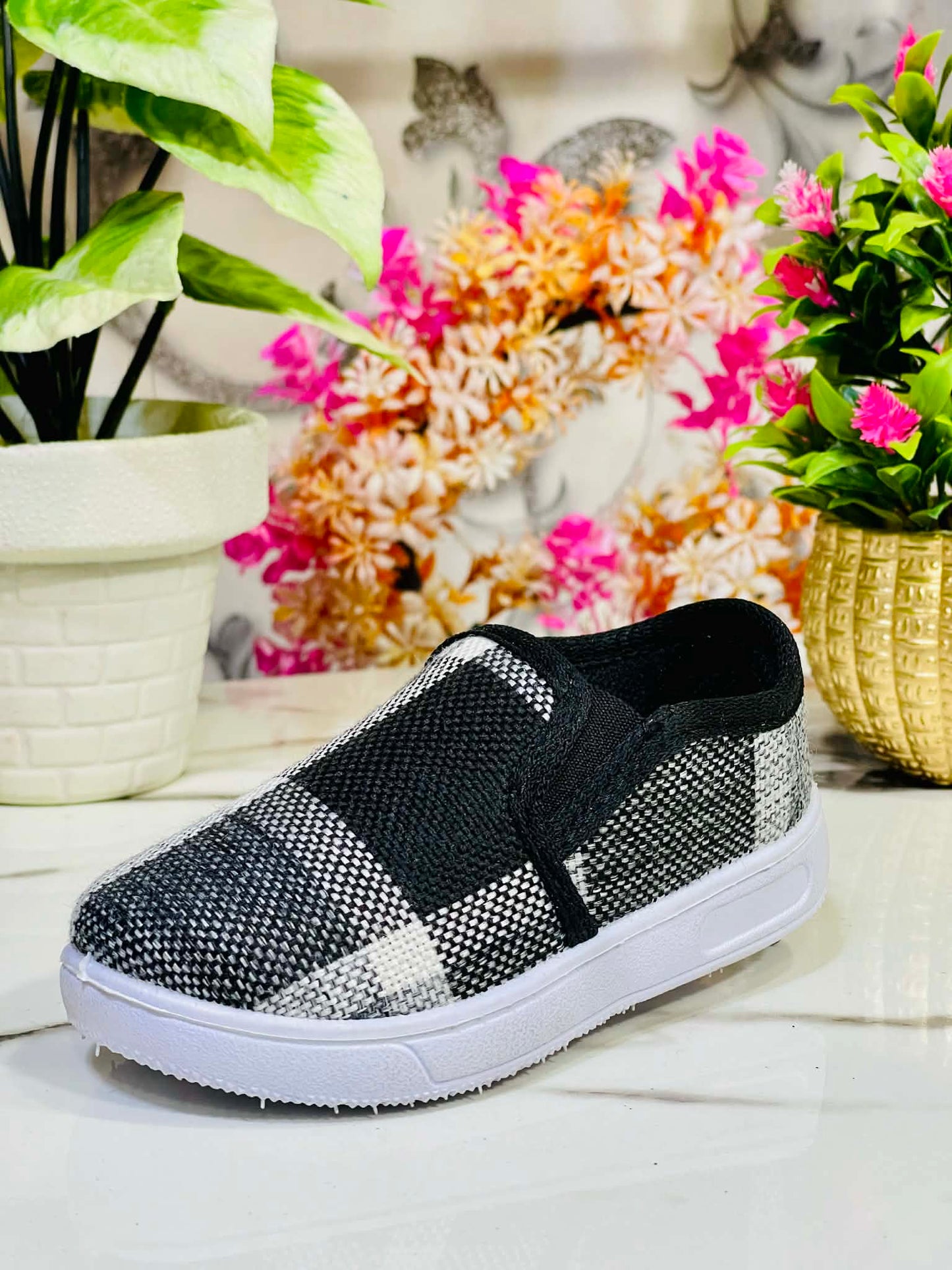 Soft & Stylish Baby Boys&Girls Checkered Slip-On Casual Shoes