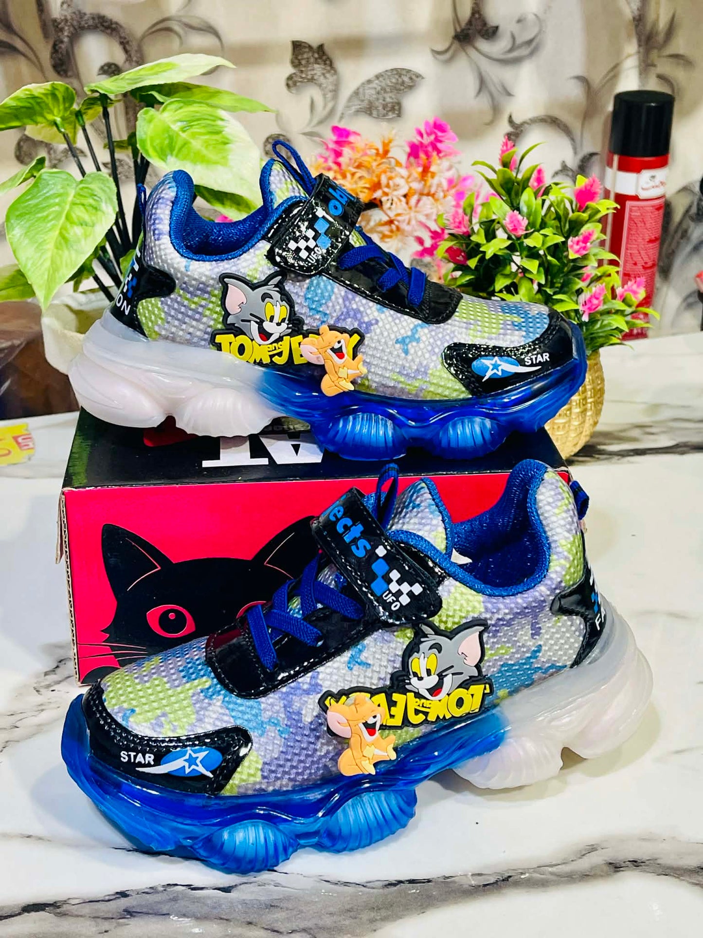 Kids Tom & Jerry LED Light-Up Breathable Mesh, Soft Sole, Anti-Slip Running Shoes