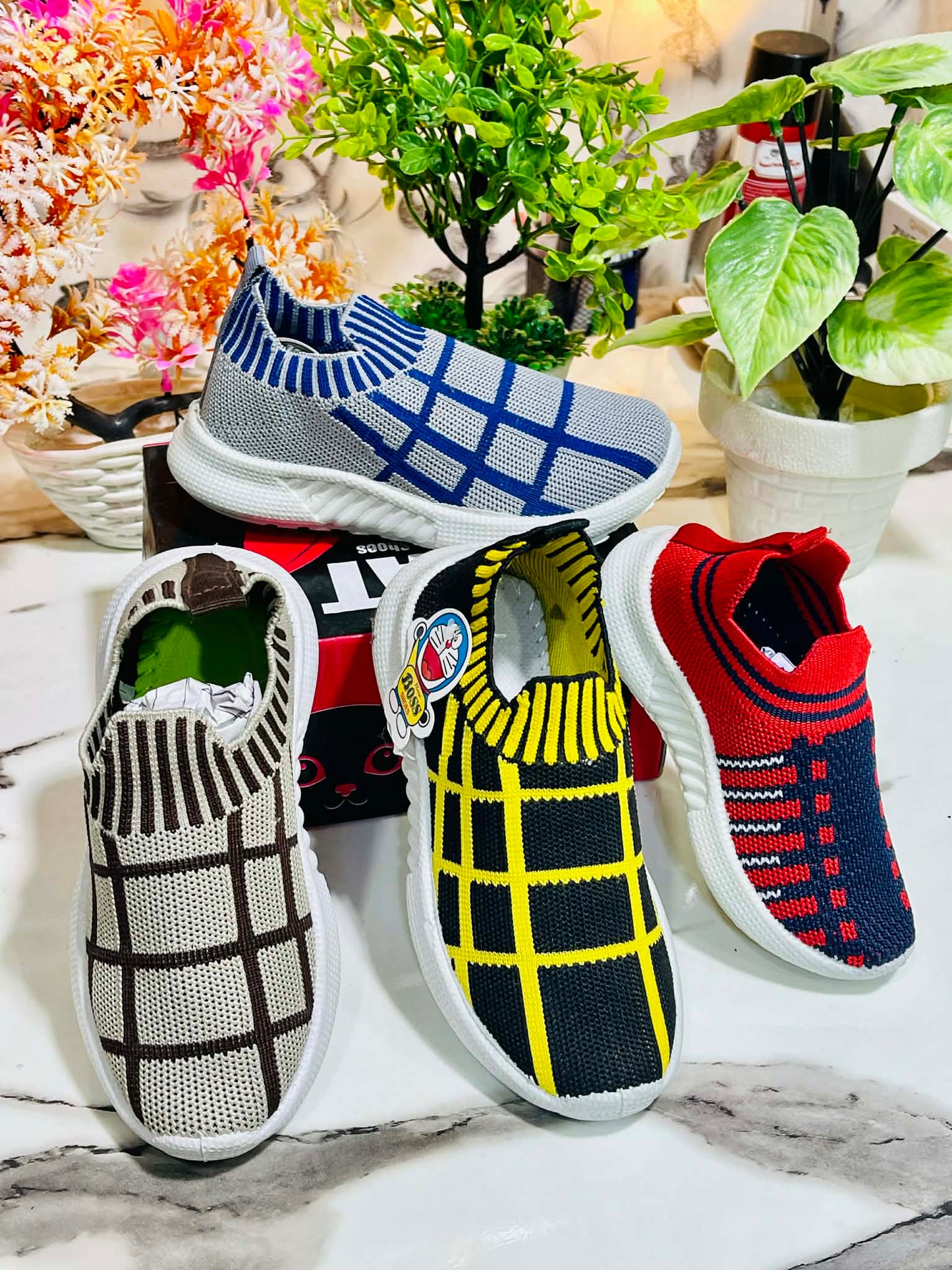 Kids Breathable Slip-On Sports Shoes – Lightweight Knitted Casual Sneakers