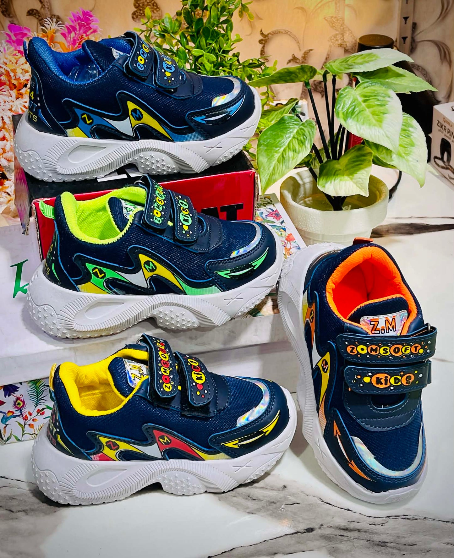 Kids ZM Soft Sole Shoes (8) Piece price 4400rs choose any color for your favourite, Wholesell price