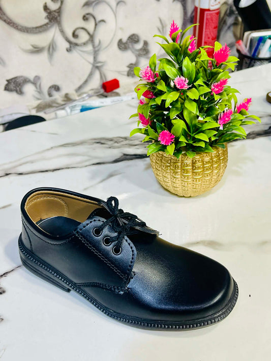 Classic Boys Black Lace-Up School Shoes – Durable & Comfortable